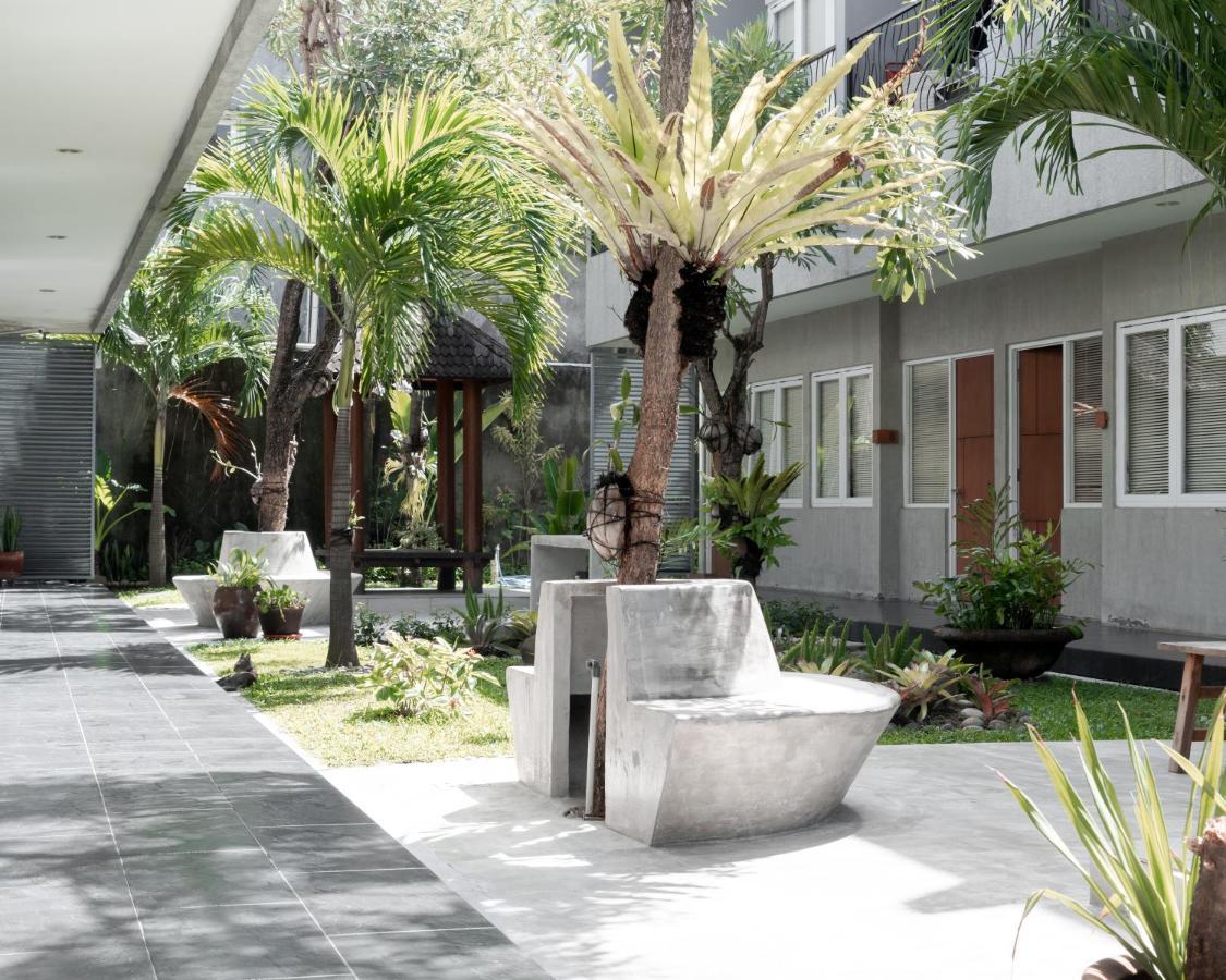 Seruni Guest House Denpasar  Exterior photo