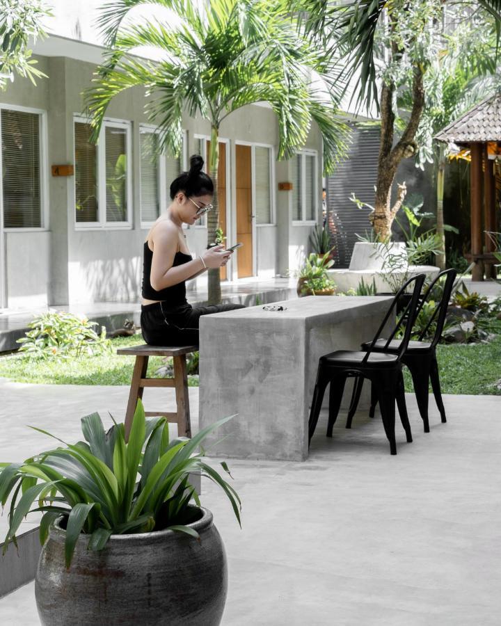 Seruni Guest House Denpasar  Exterior photo