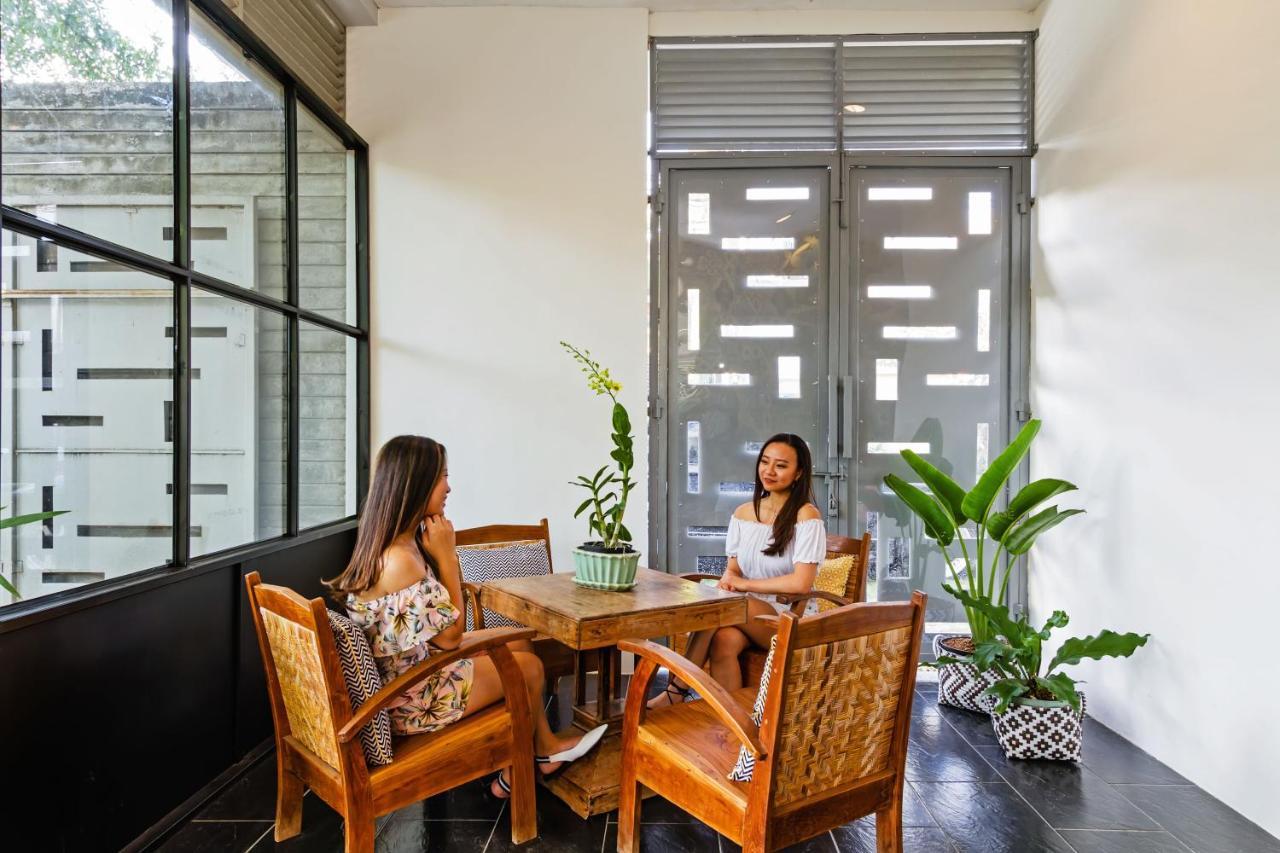Seruni Guest House Denpasar  Exterior photo