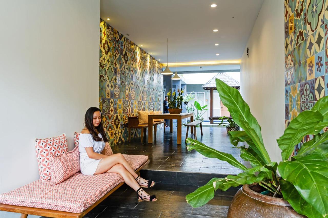 Seruni Guest House Denpasar  Exterior photo